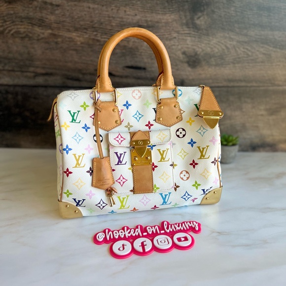 Hi y’all! It’s Anastasia with Hooked_on_LV (hooked_on_luxury elsewhere) - Picture 2 of 2